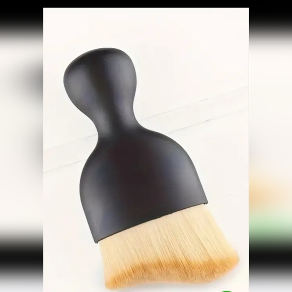 Cosmetic Makeup Brush - Soft Synthetic Bristles for Foundation Powder & Blush - Picture 1 of 5